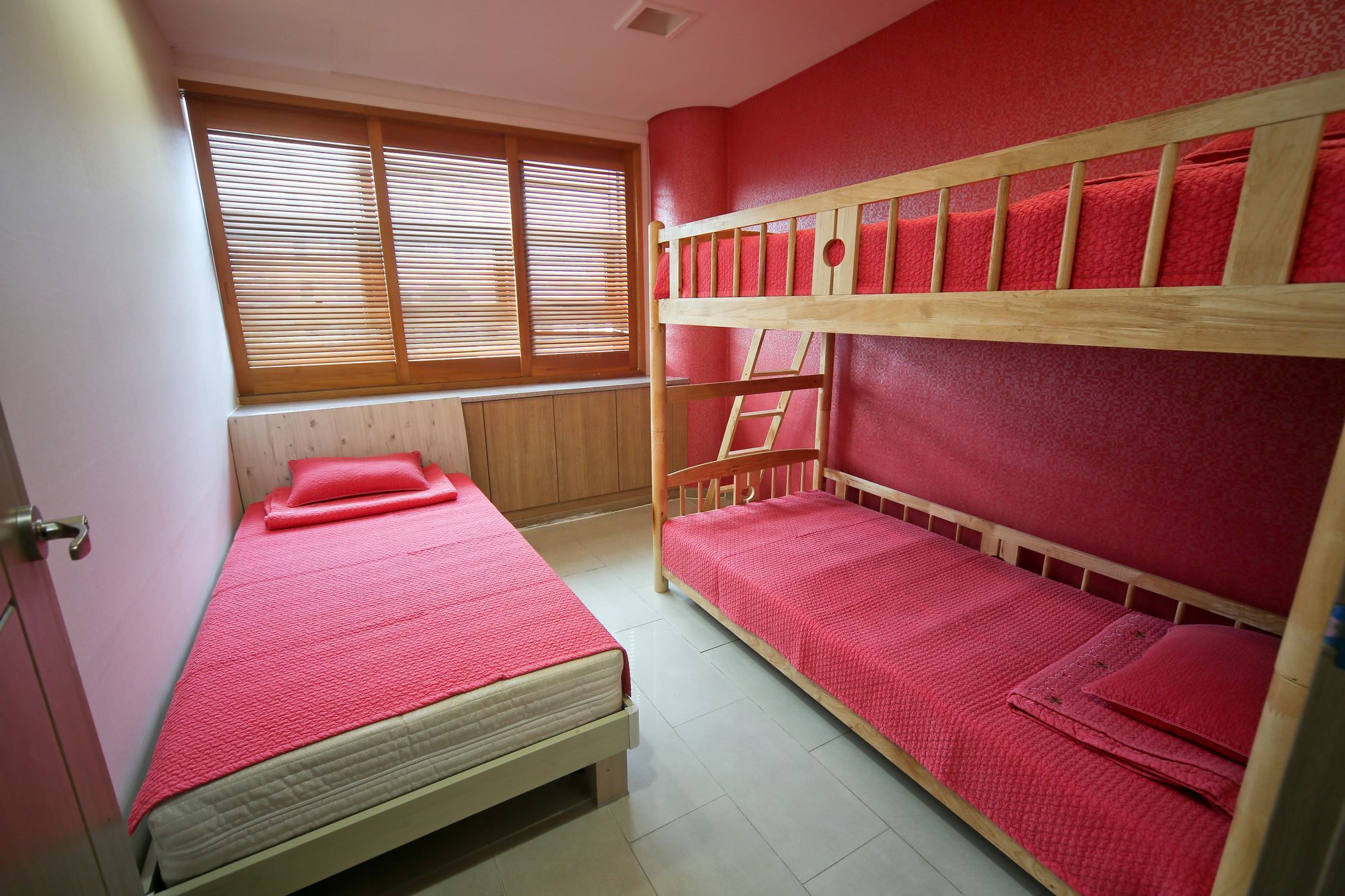 Ganse Guesthouse Csedzsu Kültér fotó